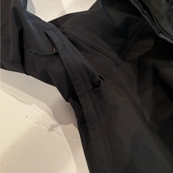 THE NORTH FACE Black Waterproof JACKET M - Picture 11 of 16